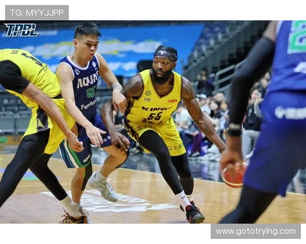 激情碰撞攻防博弈一场篮球比赛的全景式复盘与启示成长精神与团队战术亮点 - 副本 - 副本 - 副本