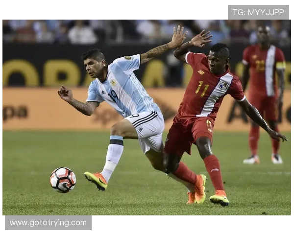 美洲杯最新动态:各队备战激烈角逐,谁能脱颖而出夺得冠军 - 副本 (3) - 副本