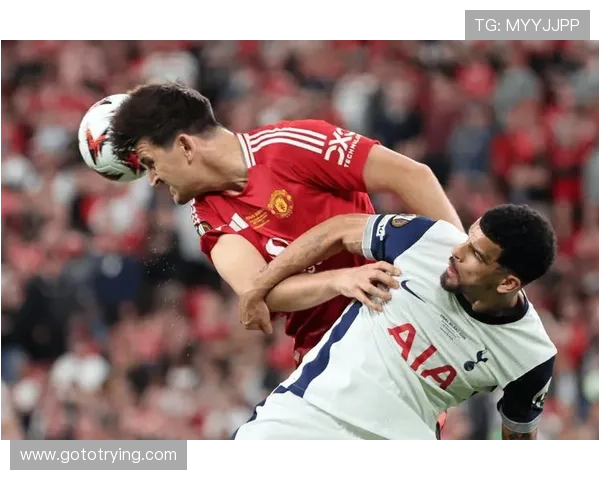 欧冠赛事最新动态解析 深度关注各大豪门激战与战术风云