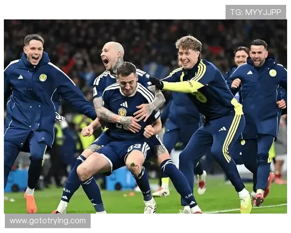 全力以赴!世界杯预选赛最后阶段激烈角逐 各大球队备战热身赛引关注 - 副本 (3) 全力以赴!世界杯预选赛最后阶段激烈角逐 各大球队备战热身赛引关注 - 副本 (3)